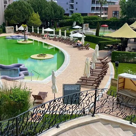 Royal & Appartement Slantchev Briag